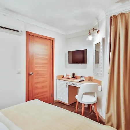 Hotel Crystal Club World Of Colours Comfort Collection