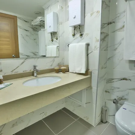 Crystal Club World Of Colours Comfort Collection Hotel