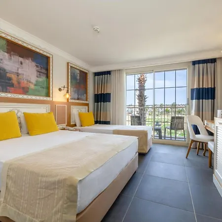 Crystal Club World Of Colours Comfort Collection Hotel 3*