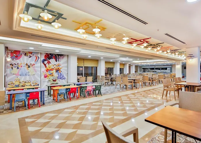 Crystal Club World Of Colours Comfort Collection Hotel